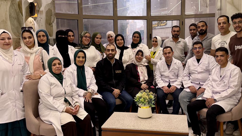 Elag Labs team - فريق معامل علاج